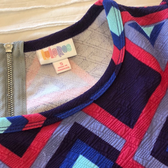 Aztec print pleated waist dress - Picture 3 of 5